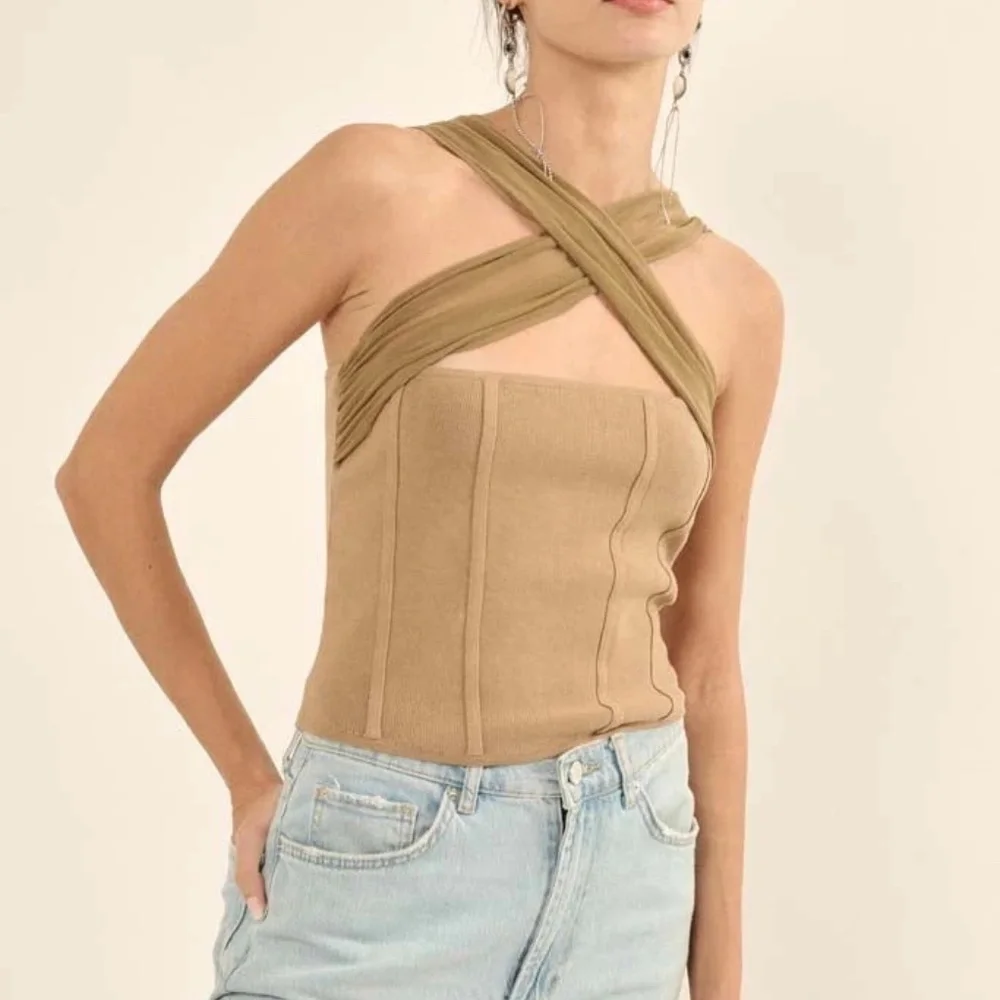 Promise the Label Shaper Fit Cross-Front Rib-Knit Corset Top in Taupe/Tan- NWOT - Picture 2 of 6